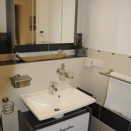Dietrich Affittacamere 3*